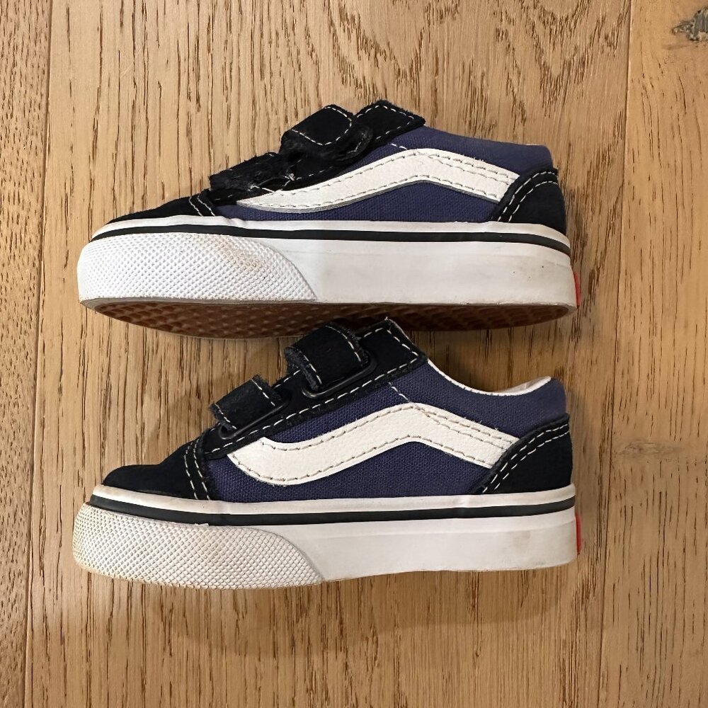 Vans Old Skool V Core (Toddler) Navy